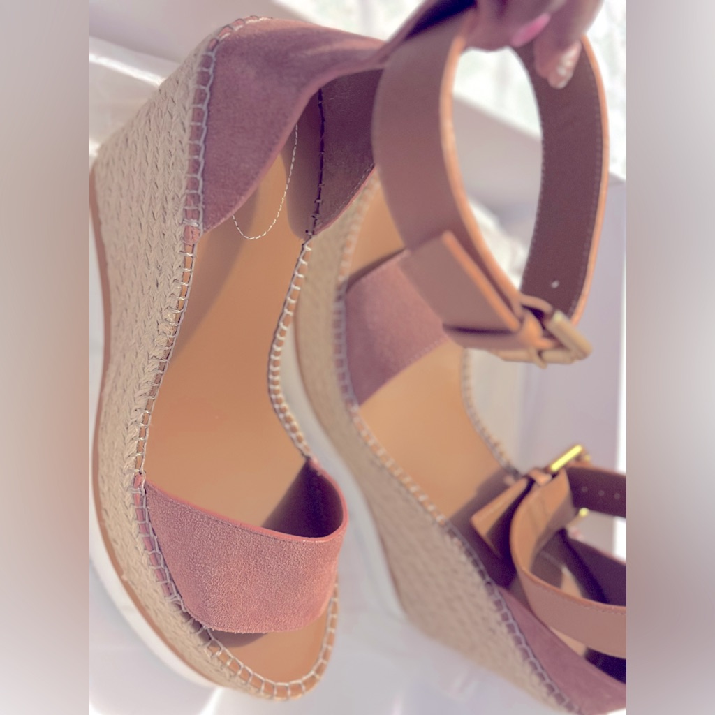 Nib See By Chloe Wedges